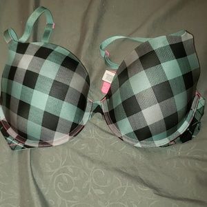 VS Bra